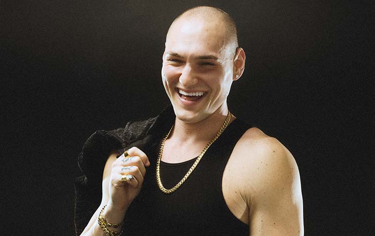 How old is Leo Skepi?