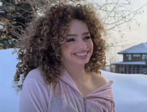 Eliana Kalogeras– Age, Bio, Height, Weight, Boyfriend, Net Worth