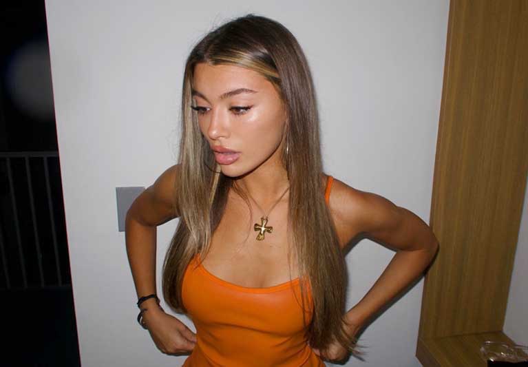 Alexa Mal Bio